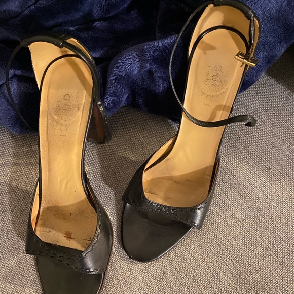 Black Gucci Heels - Picture 5 of 7